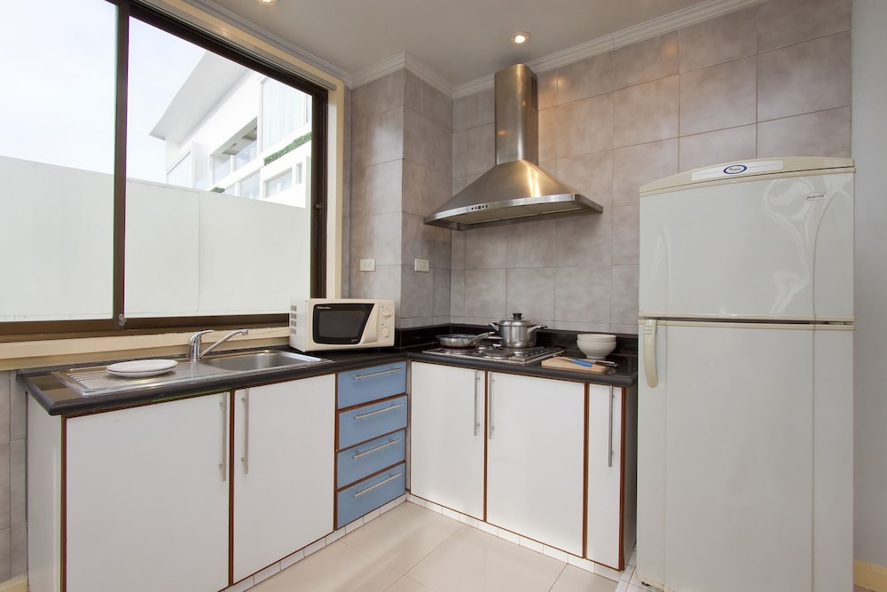 Argyle Apartments Pattaya 50/50
