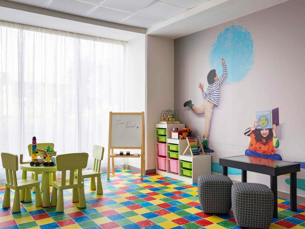 نوفوتيل جدة(Novotel Jeddah Tahlia) 73/75