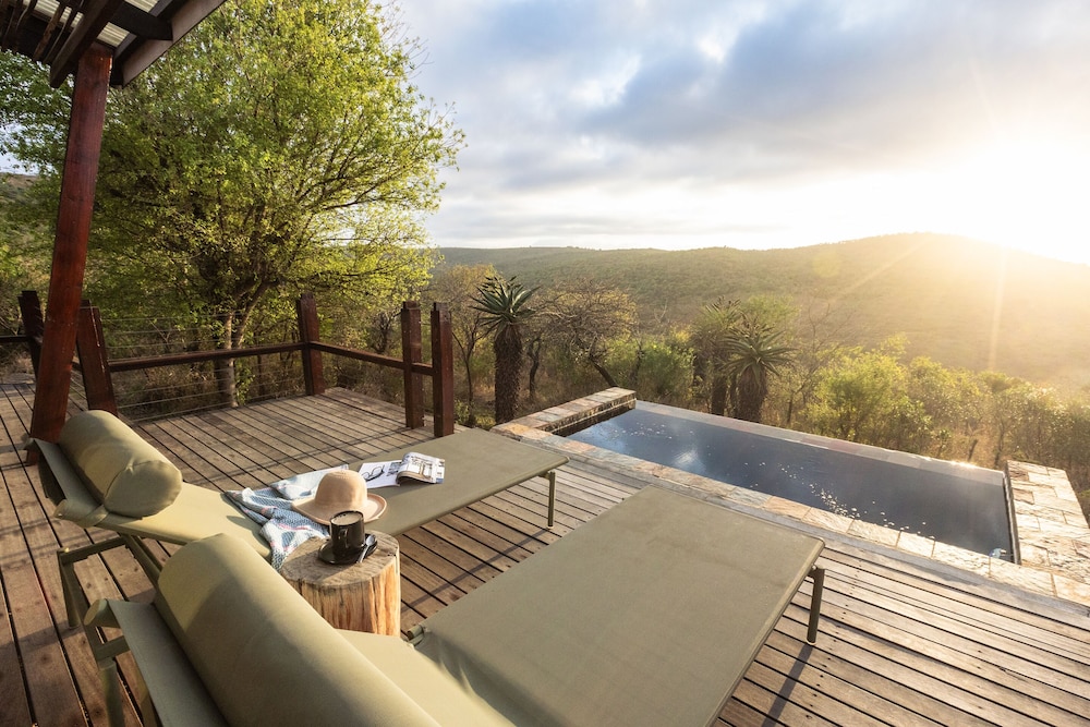 Rhino Ridge Safari Lodge 21/50