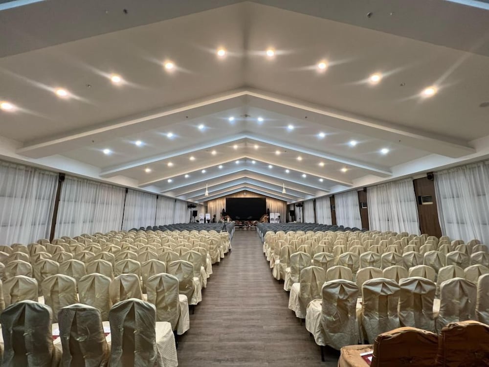 Livingston Hotel Sandakan 44/57