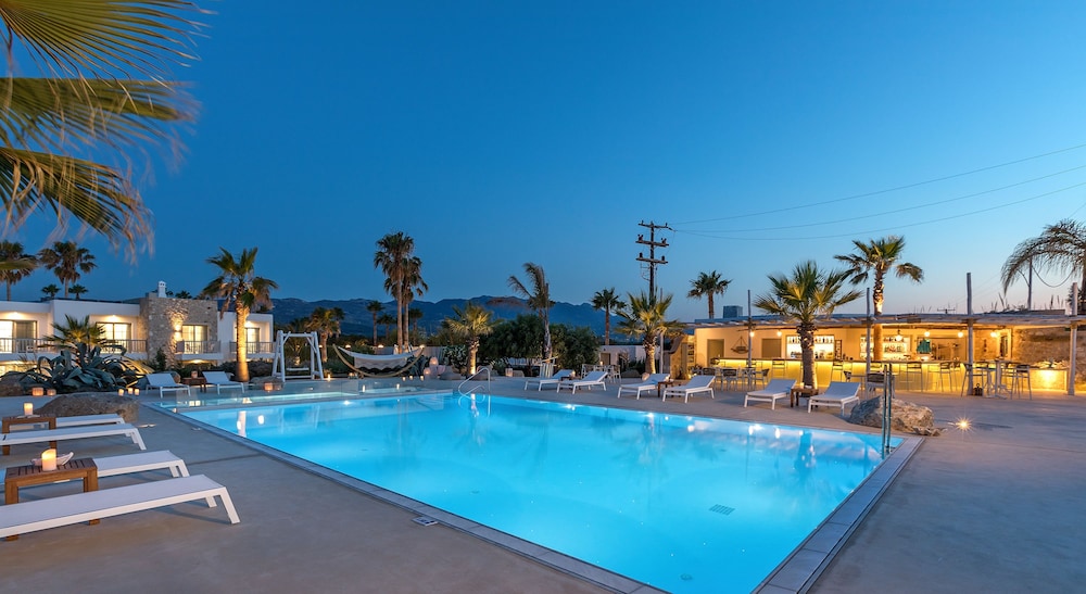 White Pearls Luxury Suites - Adults Only 36/69