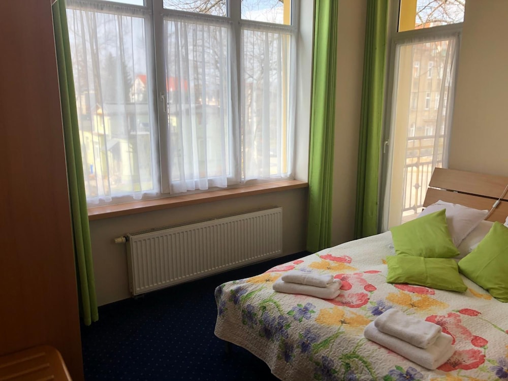 Hotel Bella 19/71