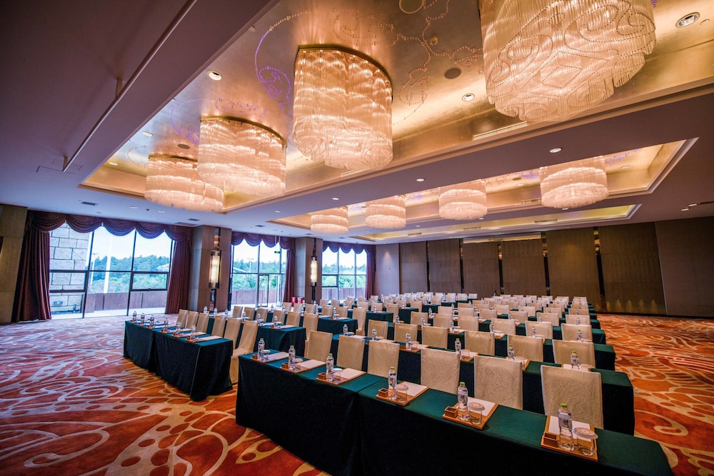 Maya Gleetour Hotel Wuhan OCT 33/50
