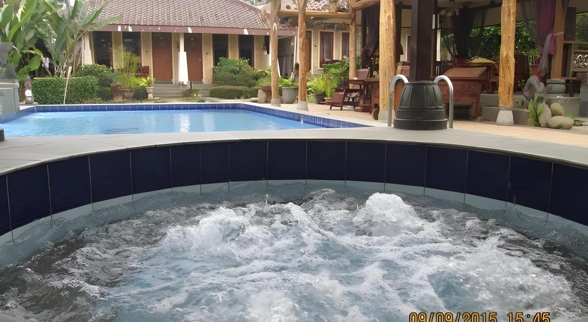 Taman Teratai Hotel 24/50