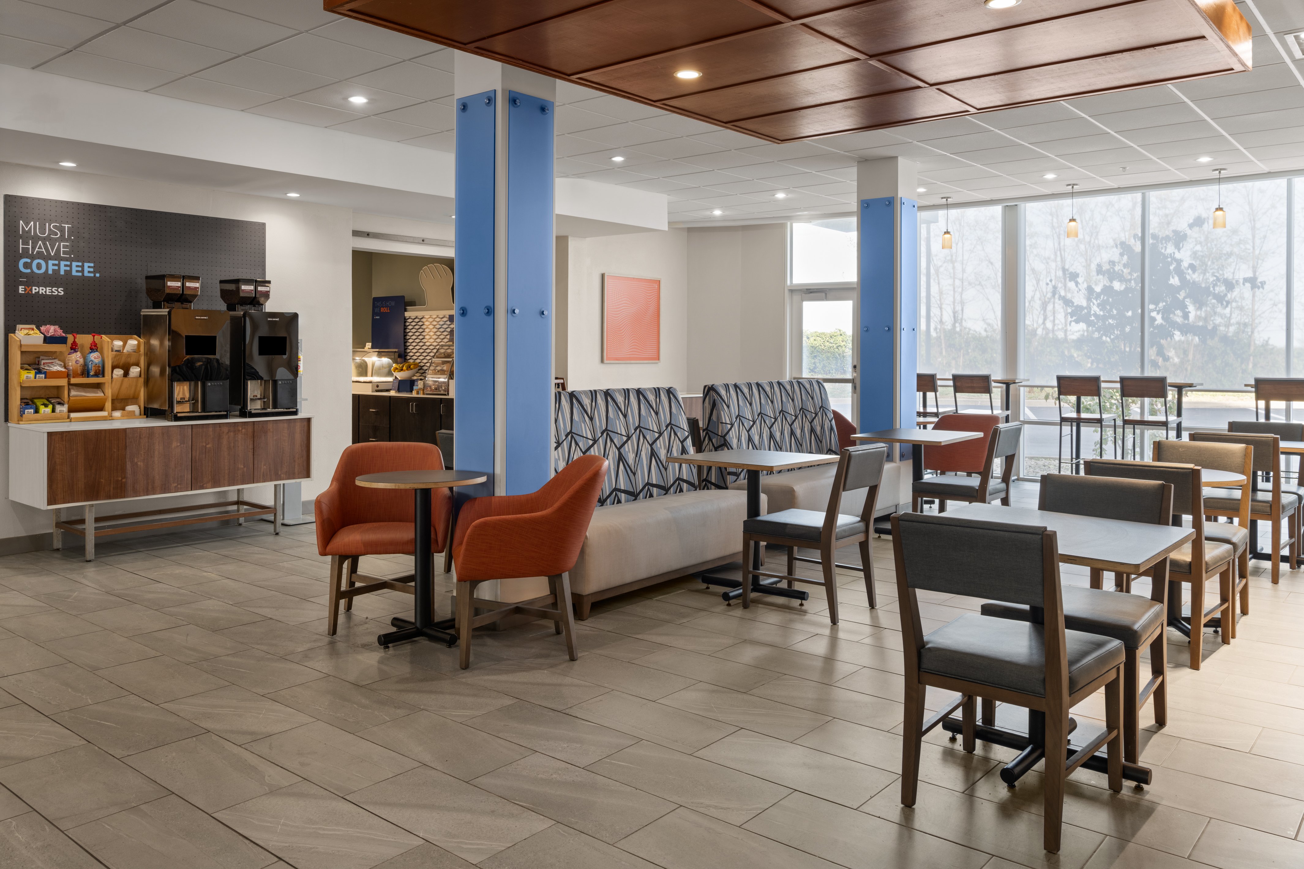Holiday Inn Express and Suites Mt Sterling North 63/72