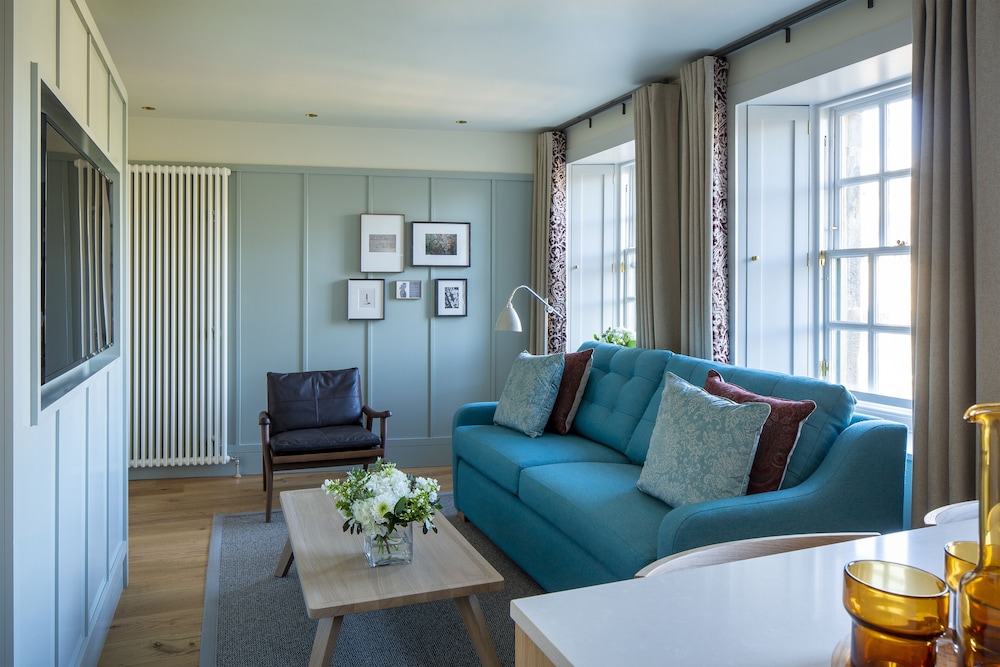Abbey Strand Apartments at Holyrood 12/30