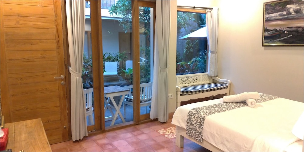 Jukung Guest House 16/36
