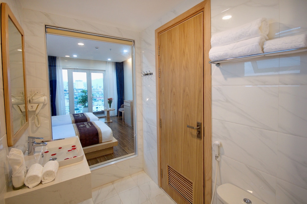 Gibson Hotel Nha Trang 33/61