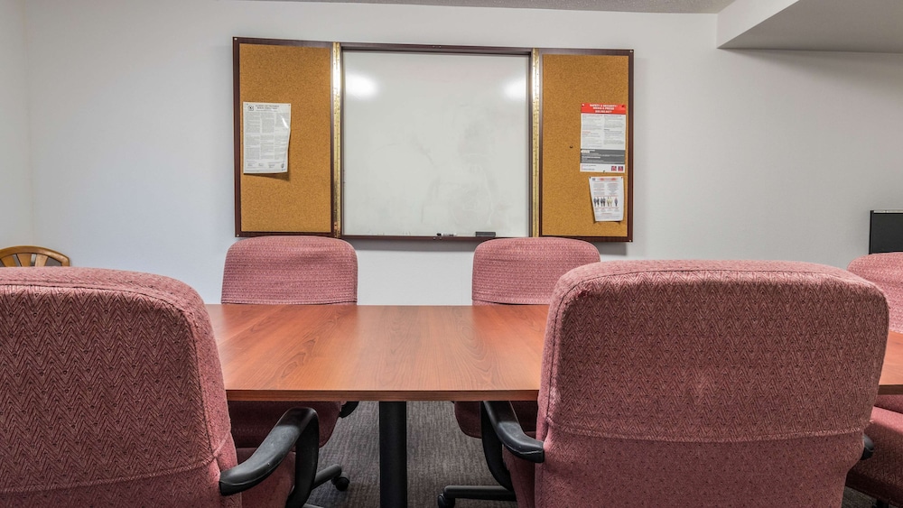 Motel6 Elk Grove Village, IL 39/44