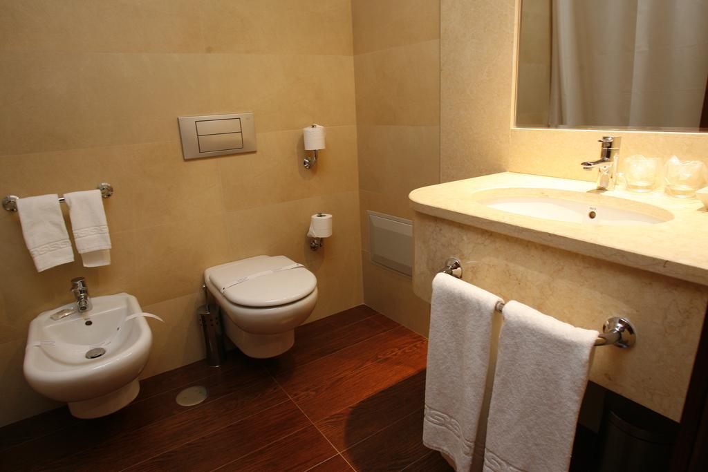 Hotel Catedral 26/28