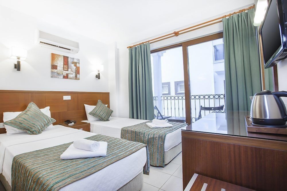 Medusa Hotel 18/59