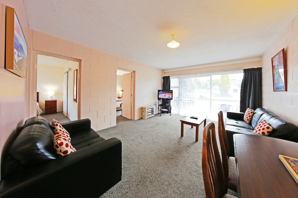 289 Midway Motel 46/60