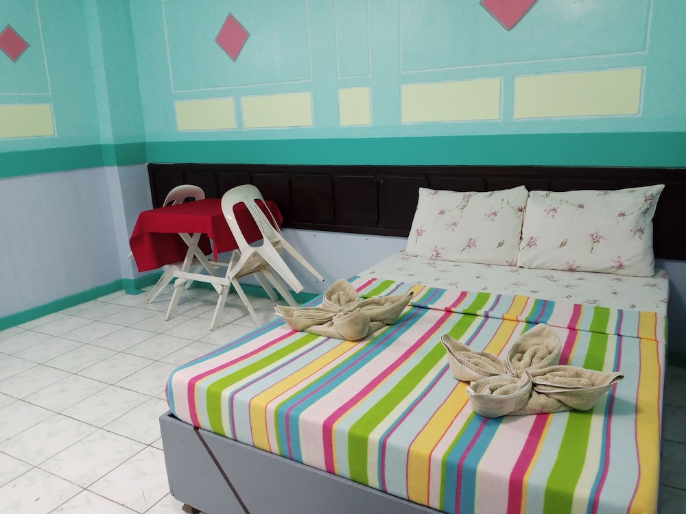 Hayward Travel Inn 52/55
