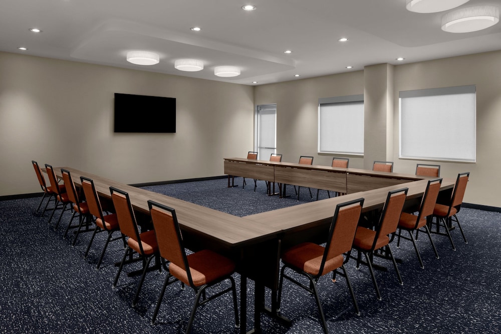 Springhill Suites Houston Intercontinental Airport 43/51