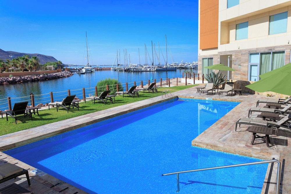 Courtyard by Marriott La Paz Baja California Sur 33/59