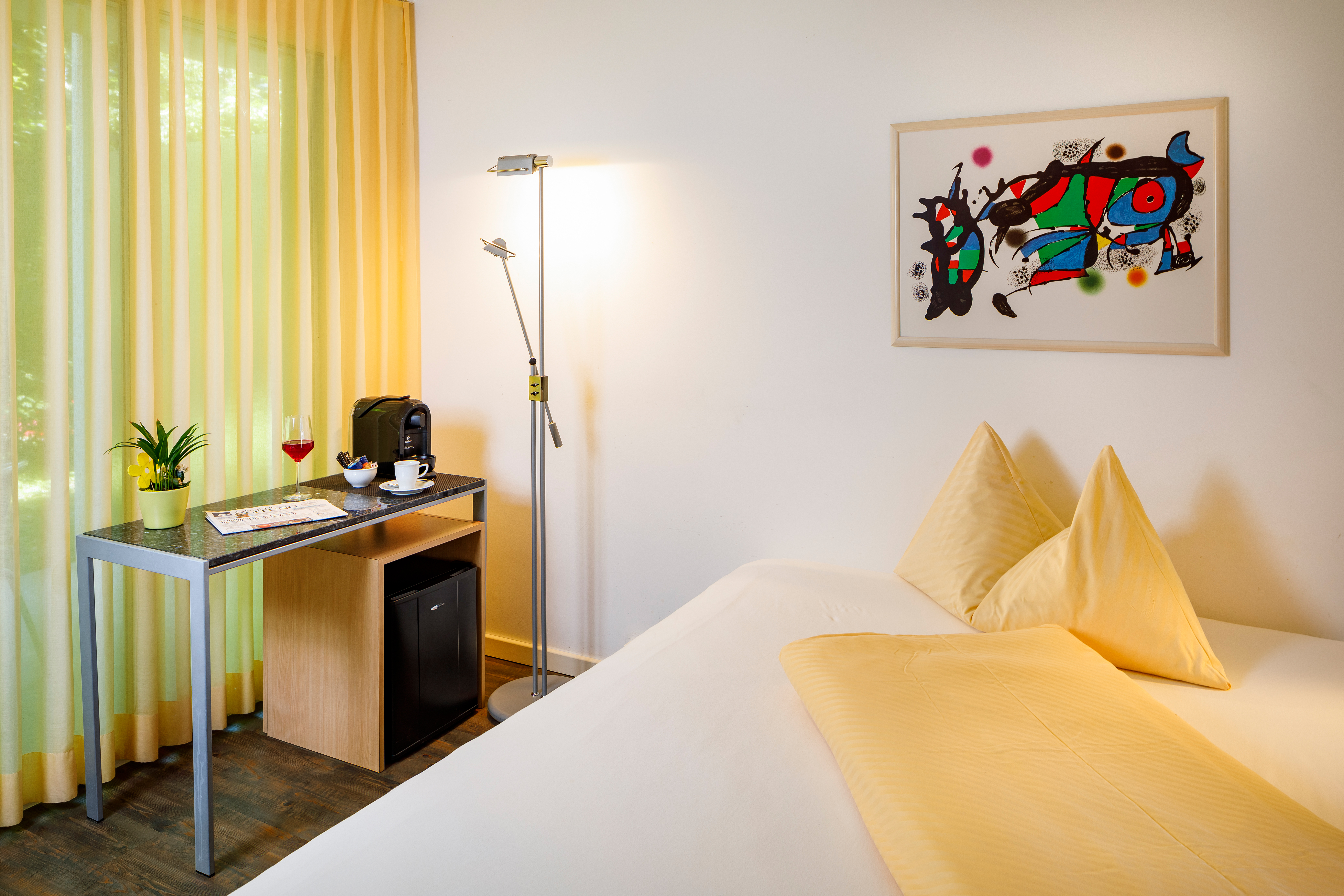 HALLWIL SWISS QUALITY SEEHOTEL 3/22