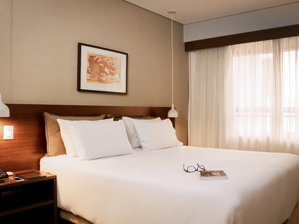 Mercure Curitiba Golden Hotel 27/79