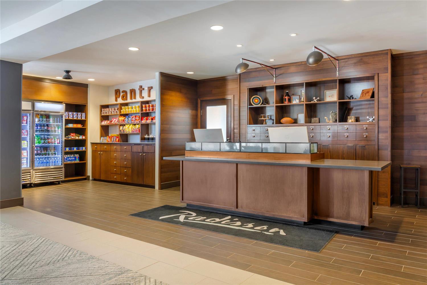 Radisson Hotel Detroit Metro Airport 6/22