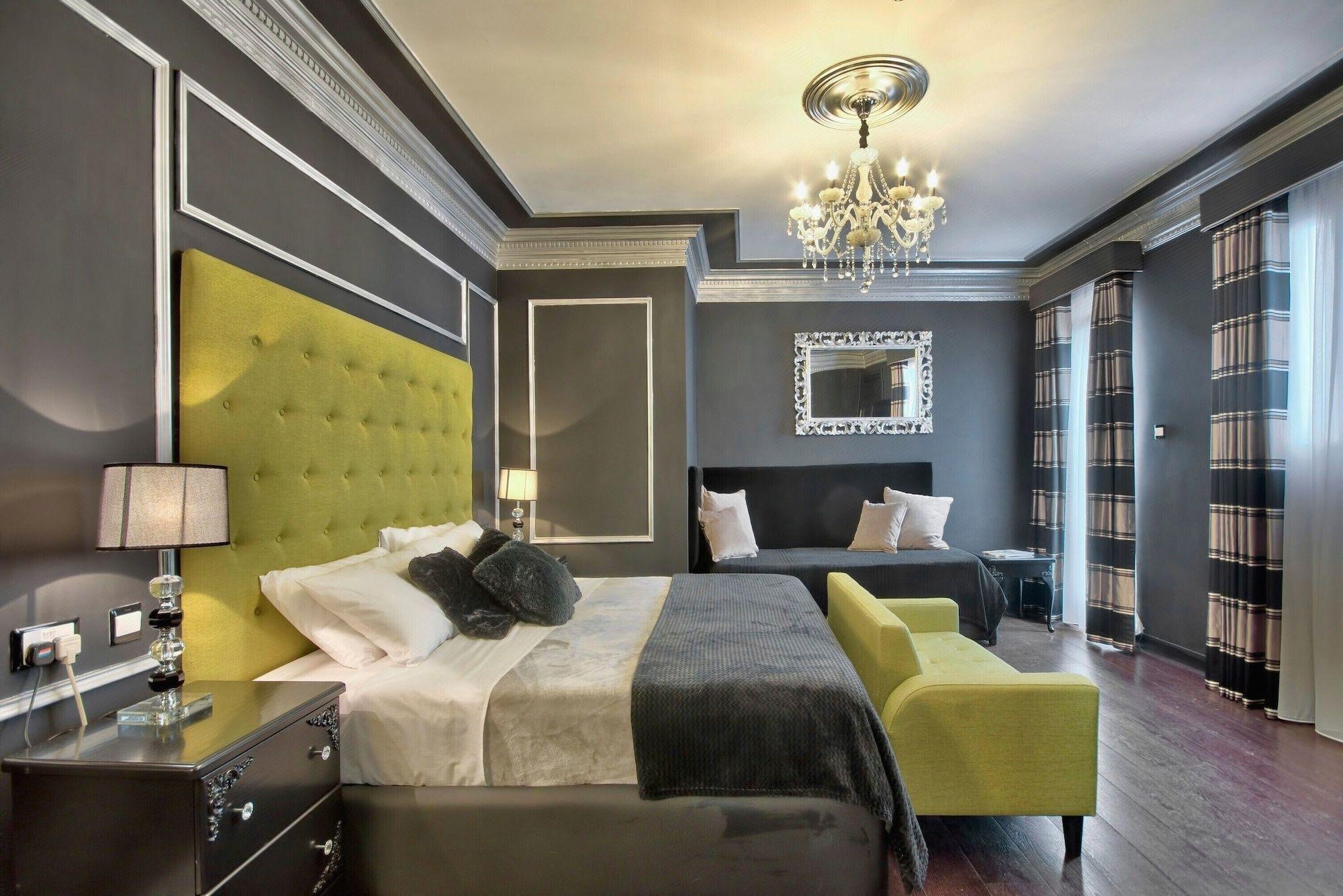 Julina Boutique Living 10/43