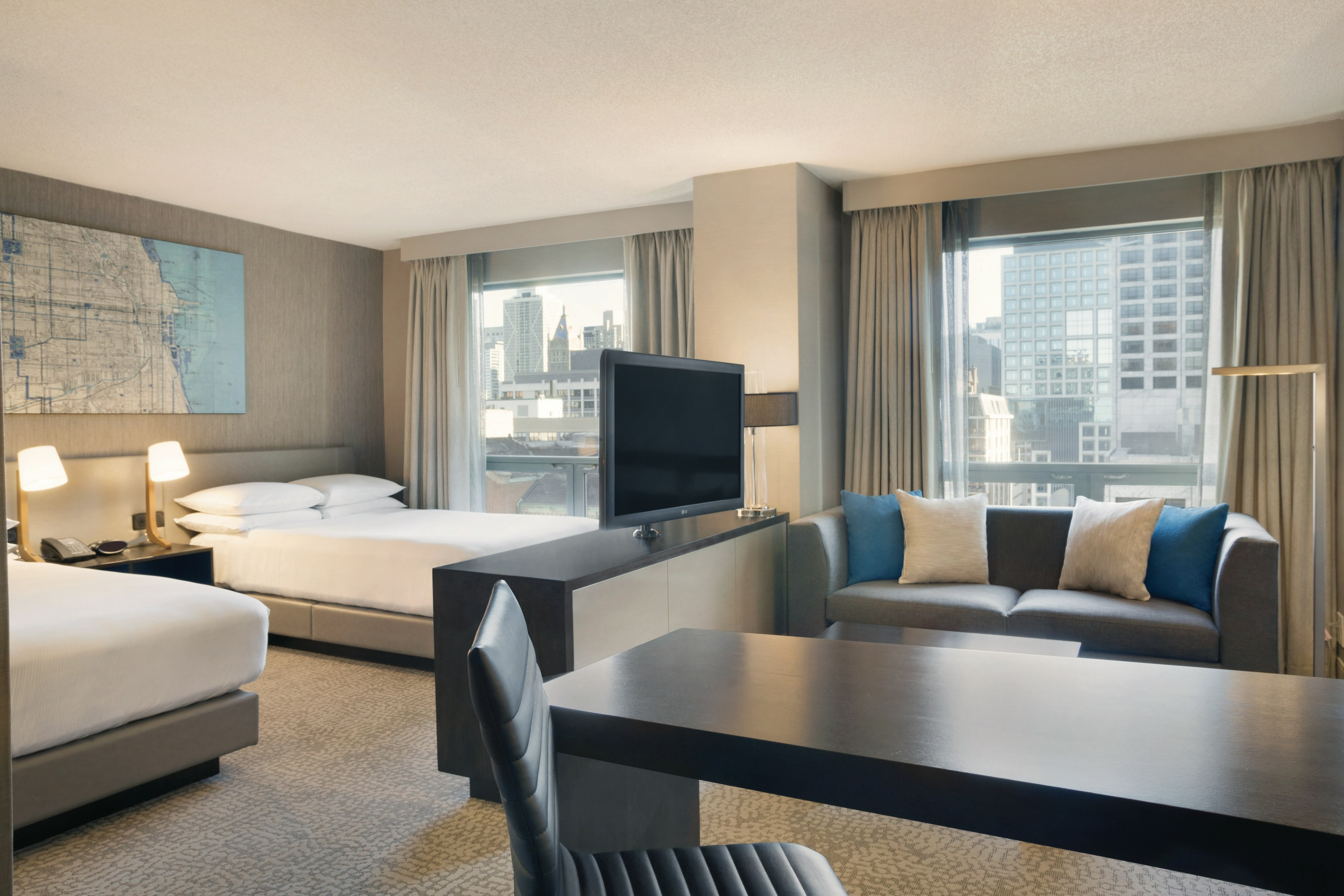 STUDIO, SUITE, 2 DOUBLE BEDS