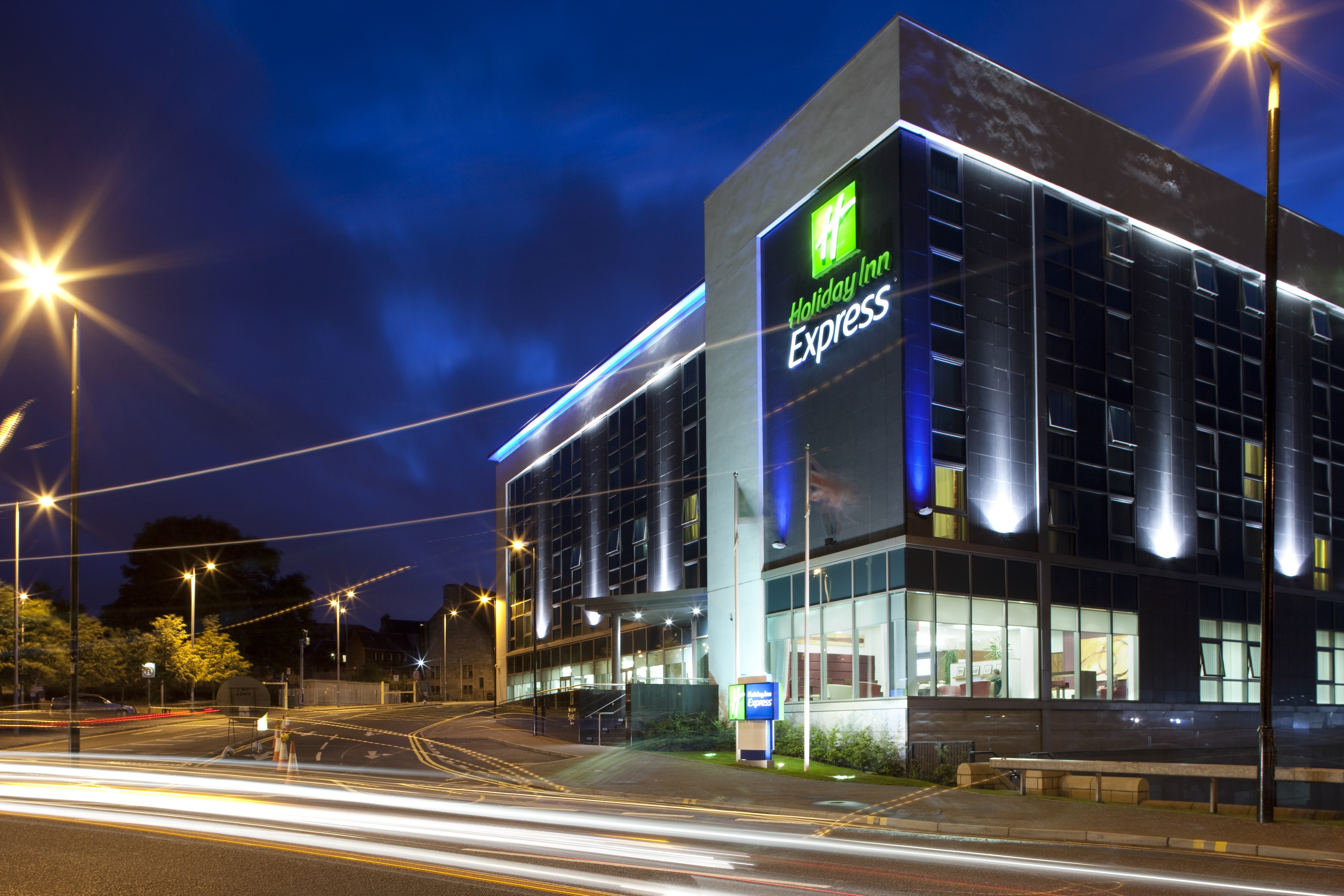 Holiday Inn Express Hamilton 2/46