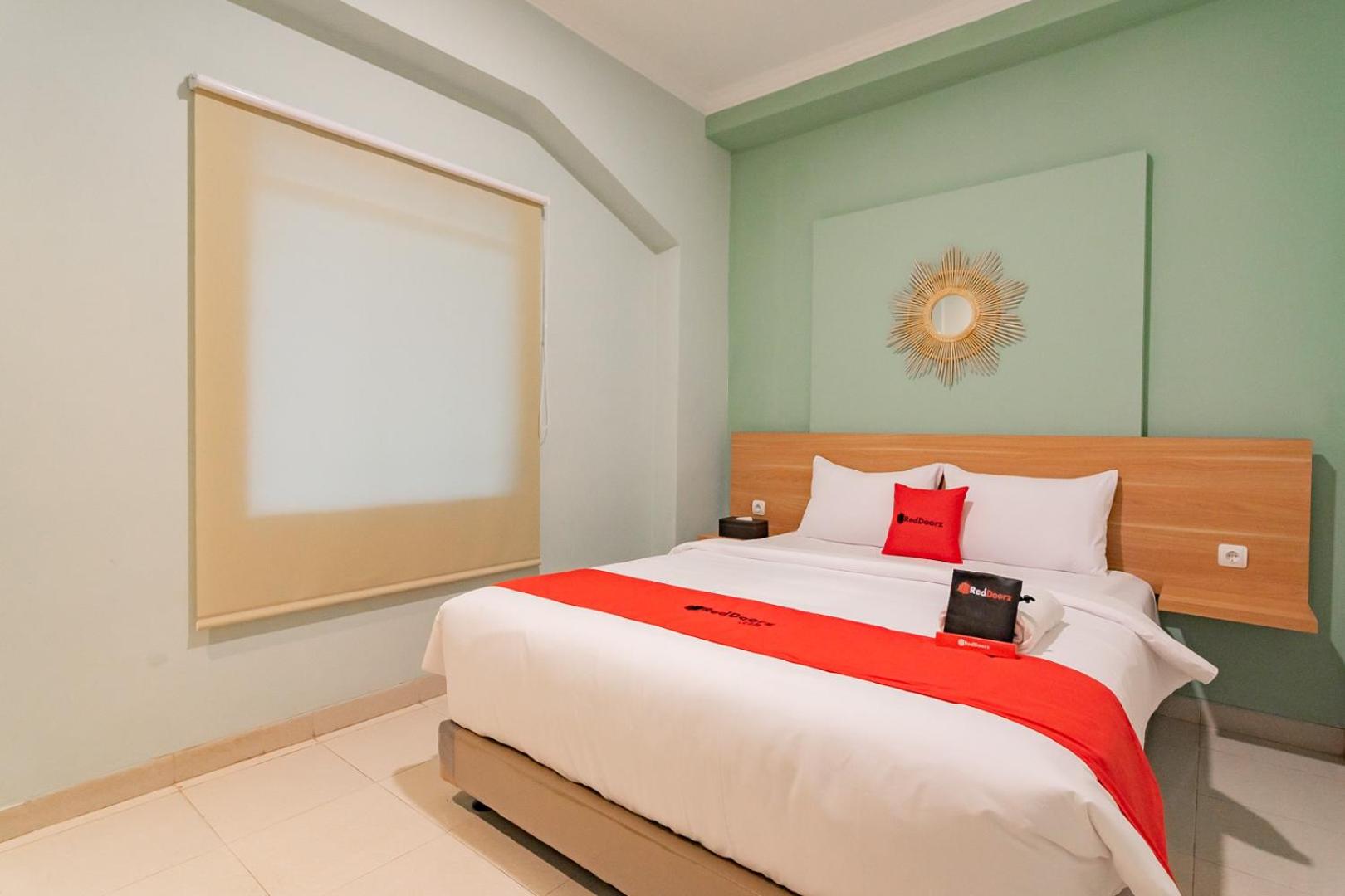 RedDoorz Plus Bagusrangin Street 7/31