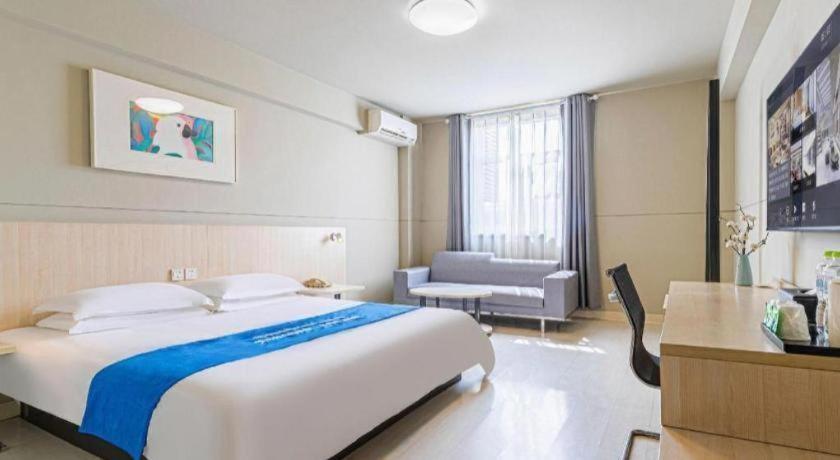 Jinjiang Inn (Weihai High-speed Railway Station Qingdao South Road) 24/50