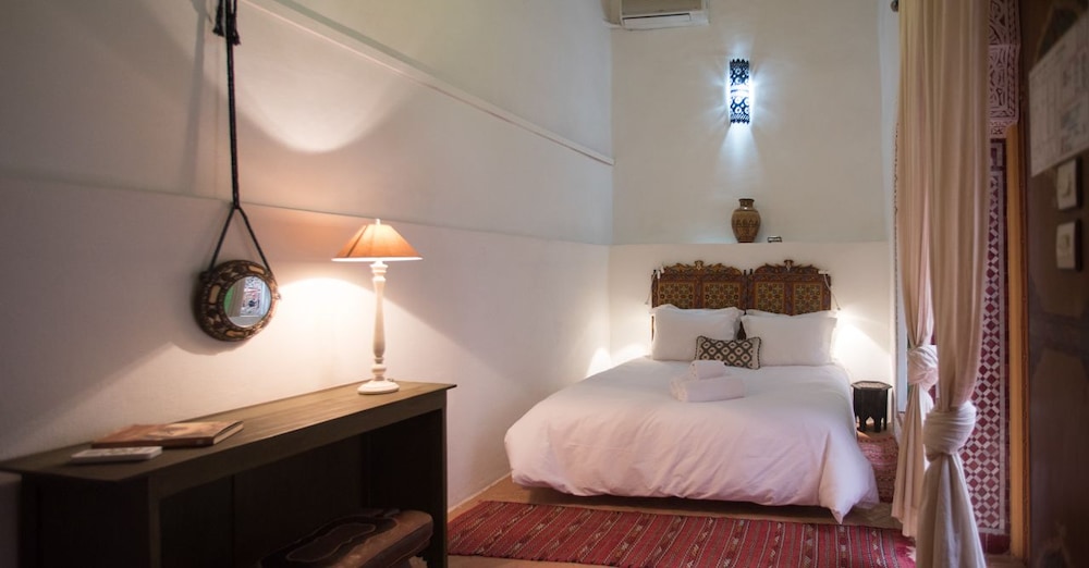 Riad Safir 20/49