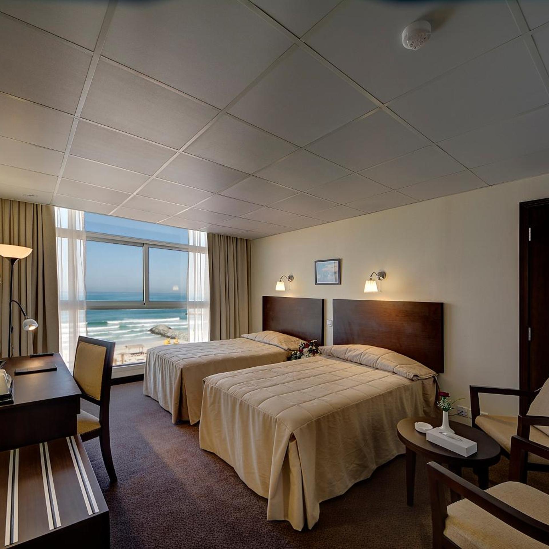 Ajman Beach Hotel 10/49