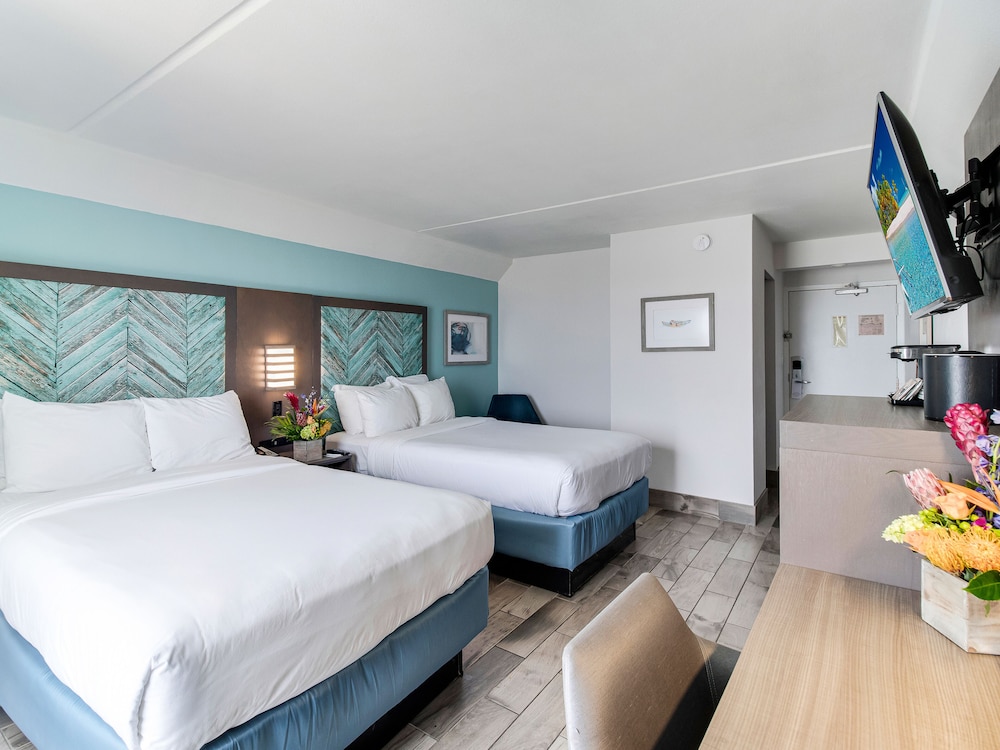 The Inn At Pine Knoll Shores 26/61