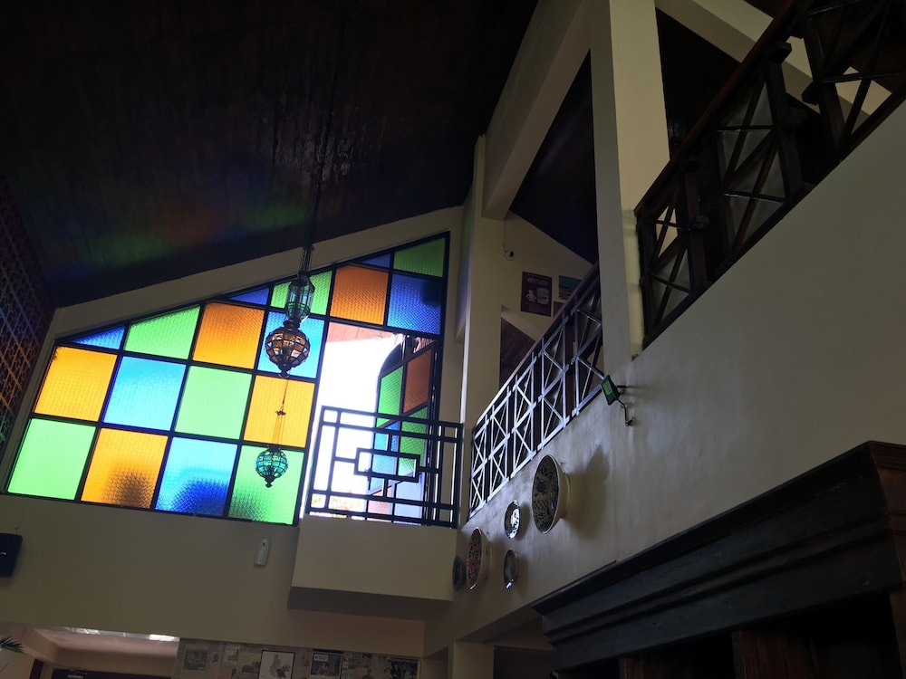 Omah Njonja Bed & Brasserie 37/63