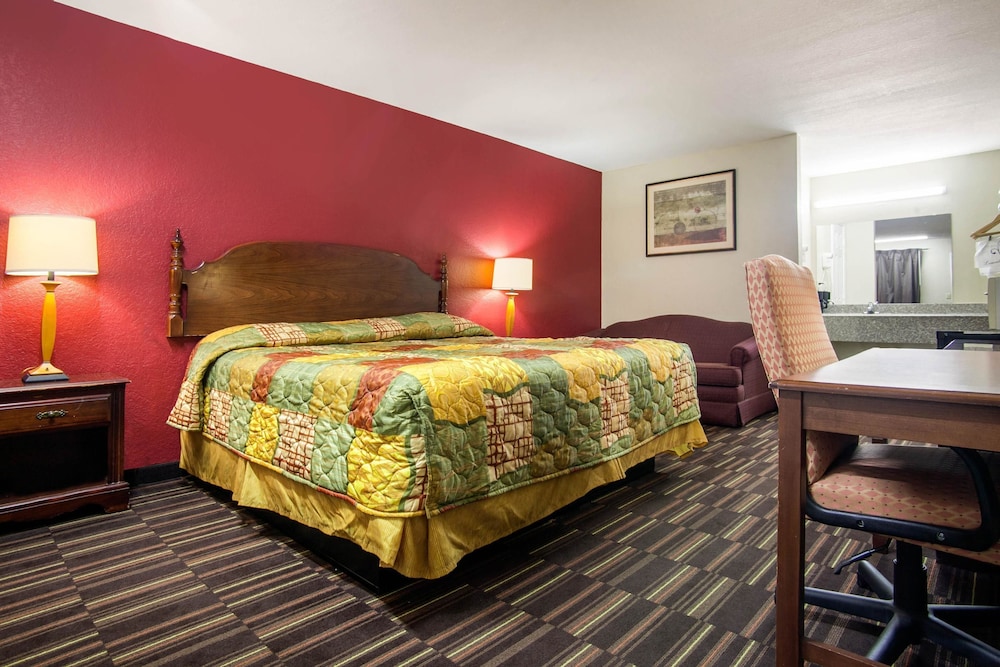 Rodeway Inn Pauls Valley 20/31