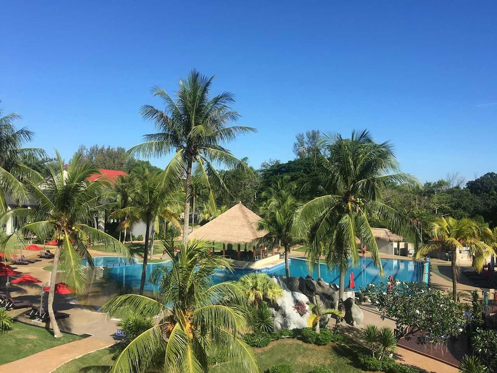 Sand & Sandals Desaru Beach Resort & Spa 40/49