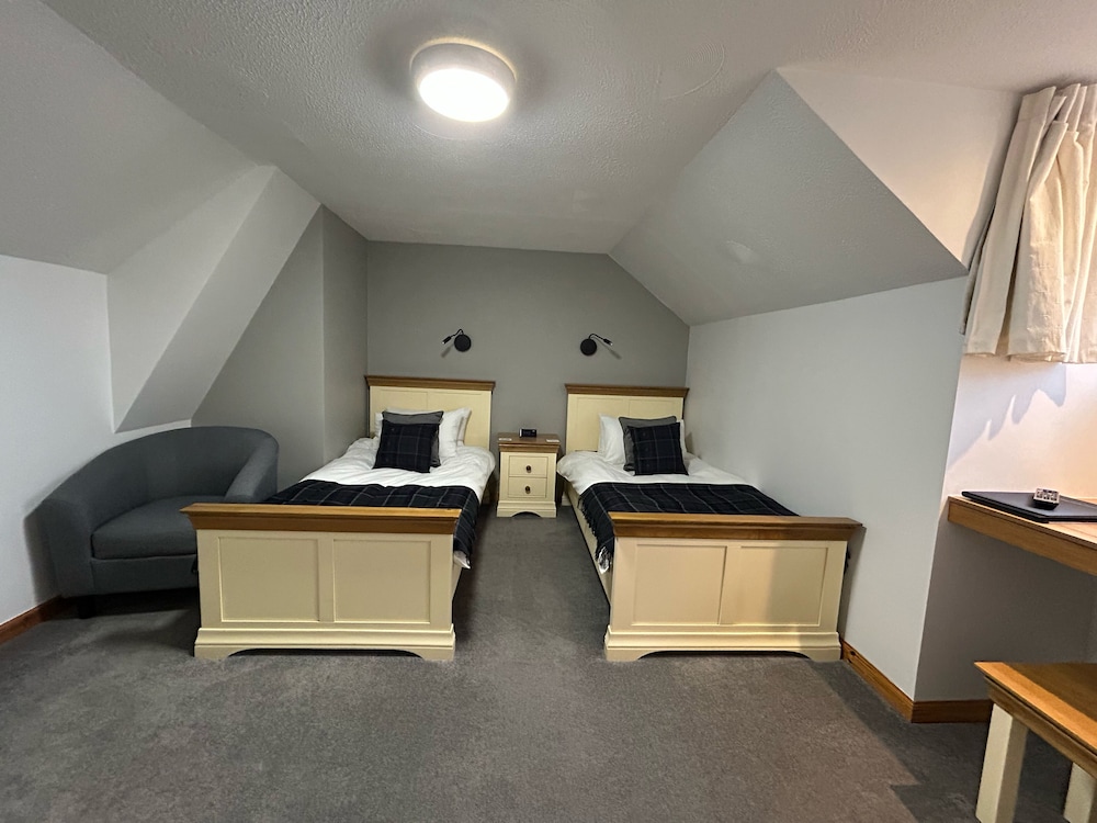 Karrawa Guest House 30/65