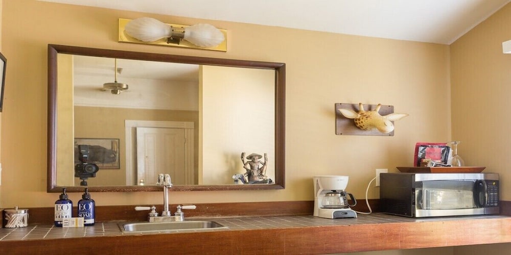 Panama Hotel and Suites 33/33