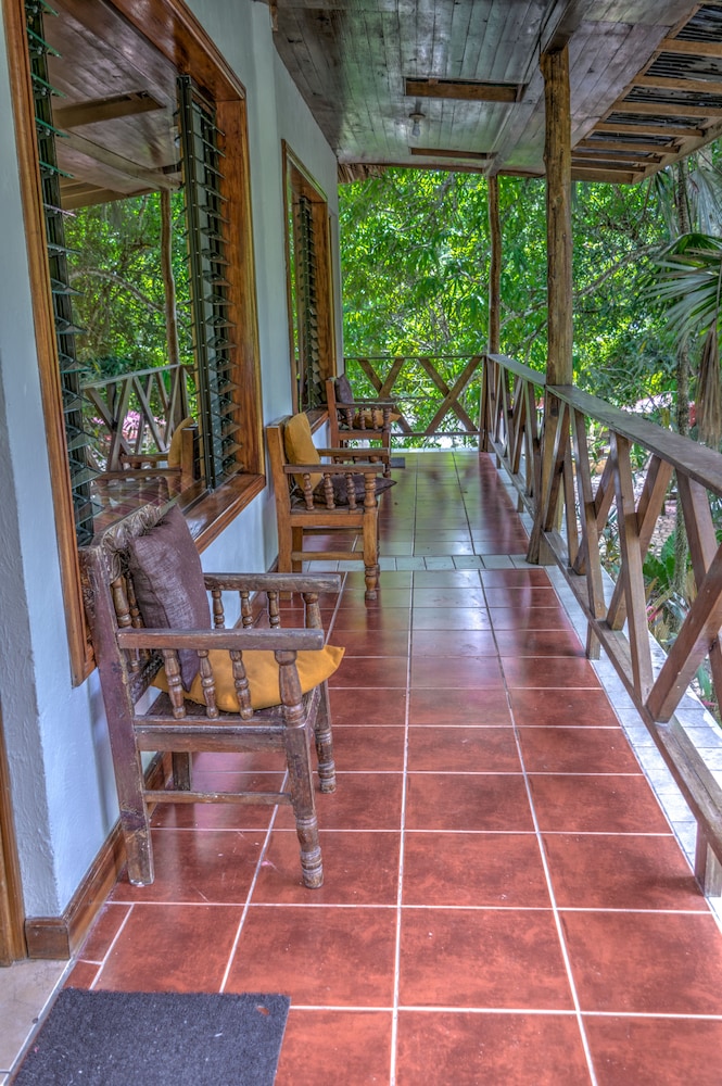 Hotel Jaguar Inn Tikal 57/70