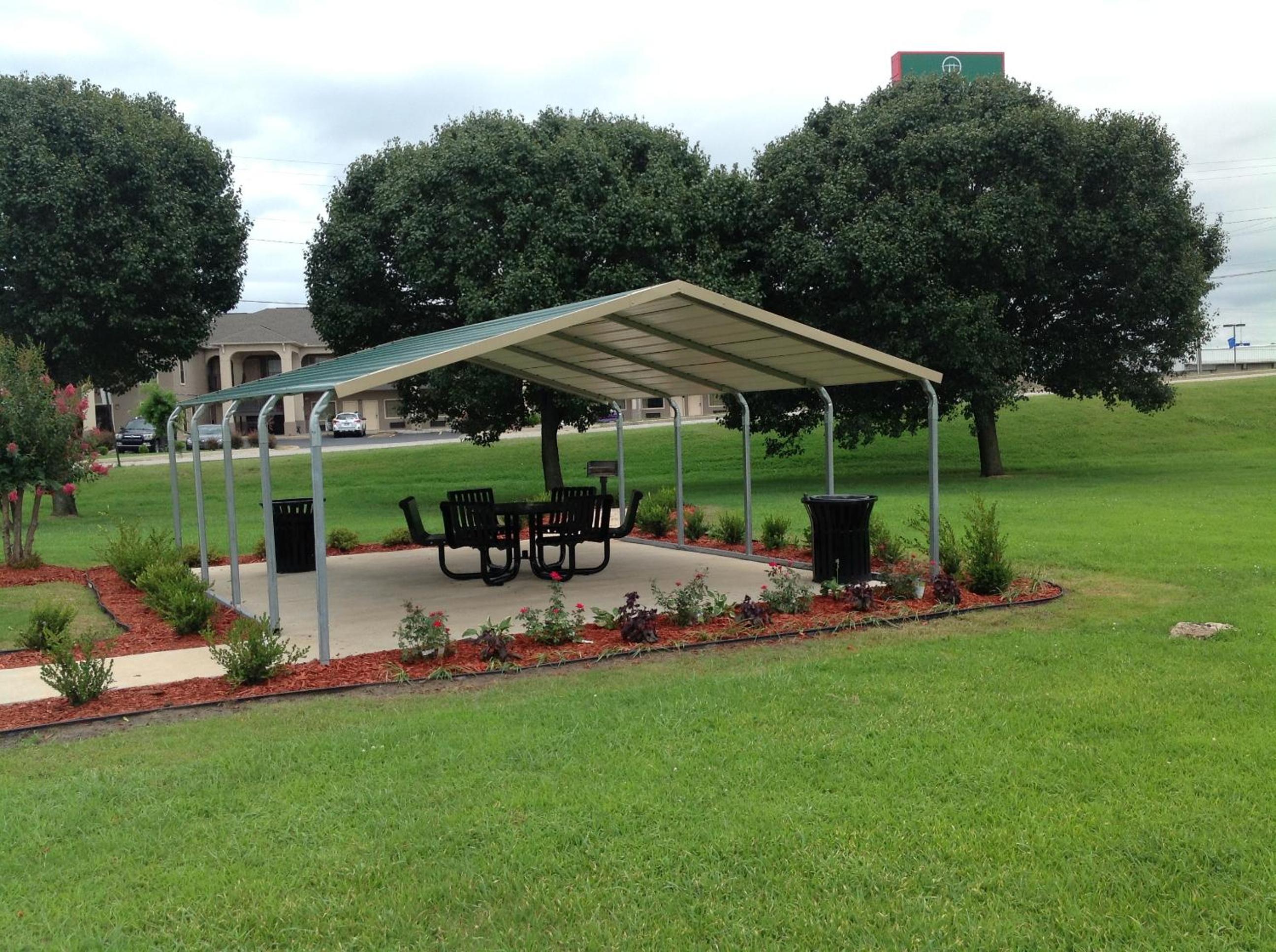 Hallmarc Inn & Suites of West Memphis 46/55