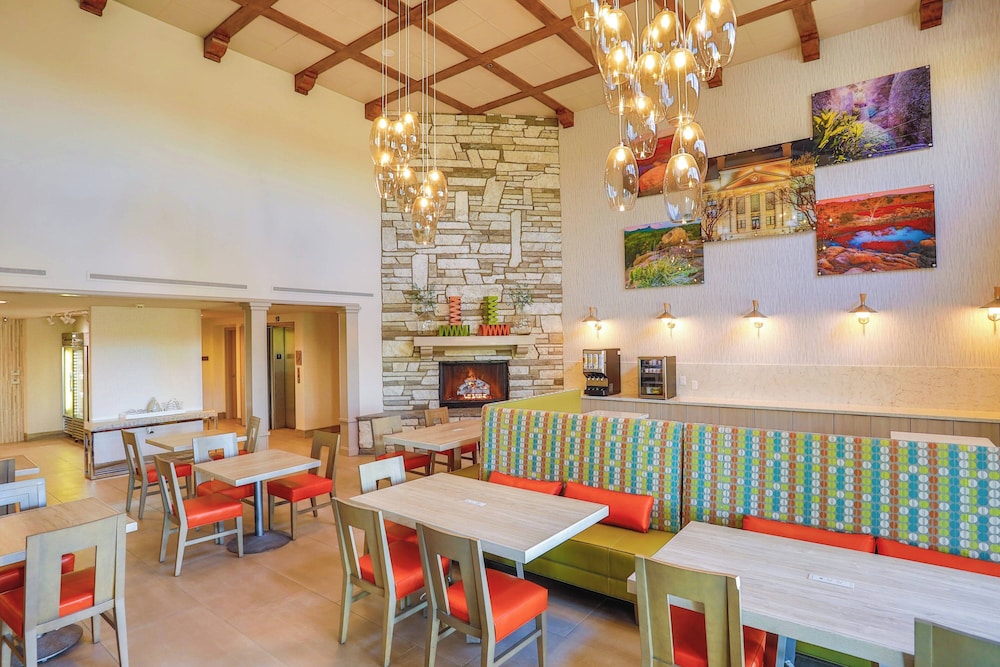 Springhill Suites Prescott 44/65