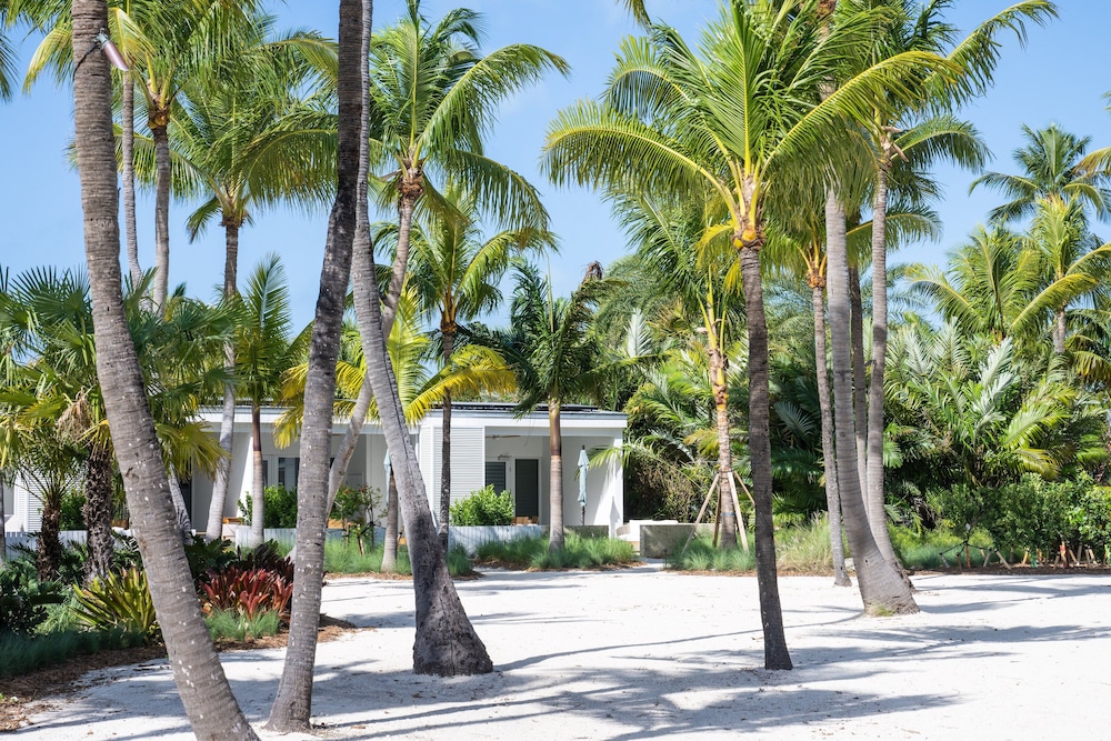 Islander Resort 66/76