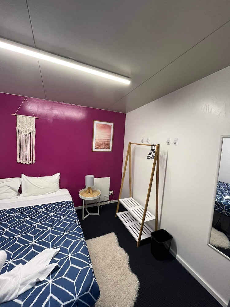 BASIC, DOUBLE BED