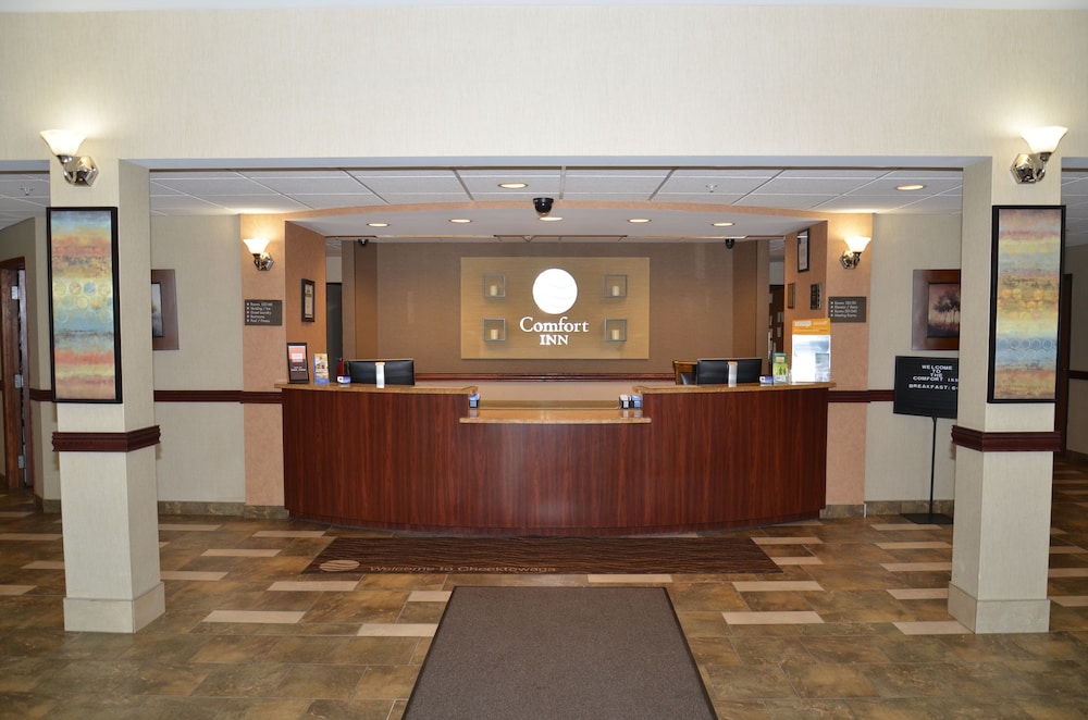 Quality Inn Near Walden Galleria Mall 2/36