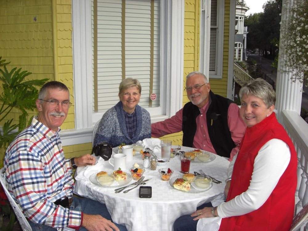 Forsyth Park Inn 30/50