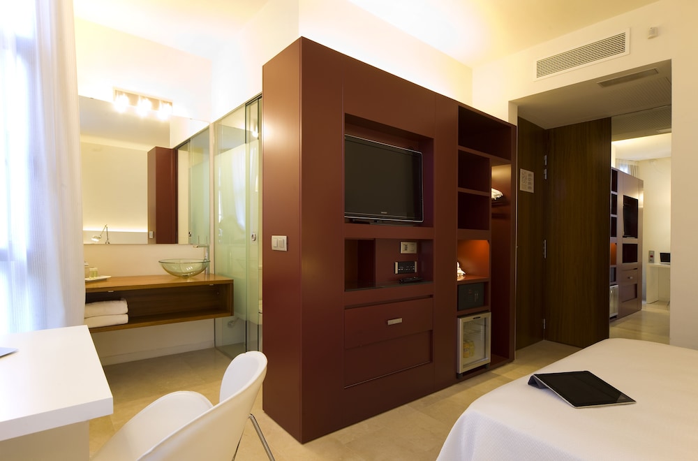 Hotel Palladium 23/80