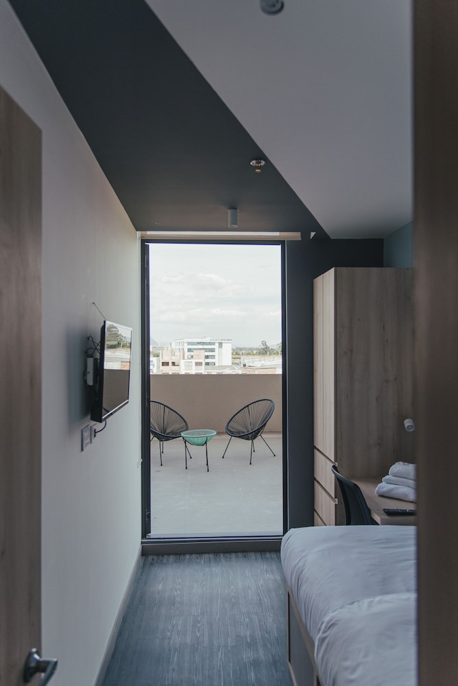 UMA Suites Chia 15/57