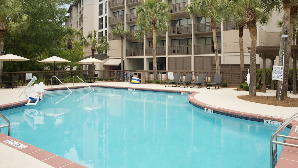 Holiday Inn Express Hilton Head Island 41/77