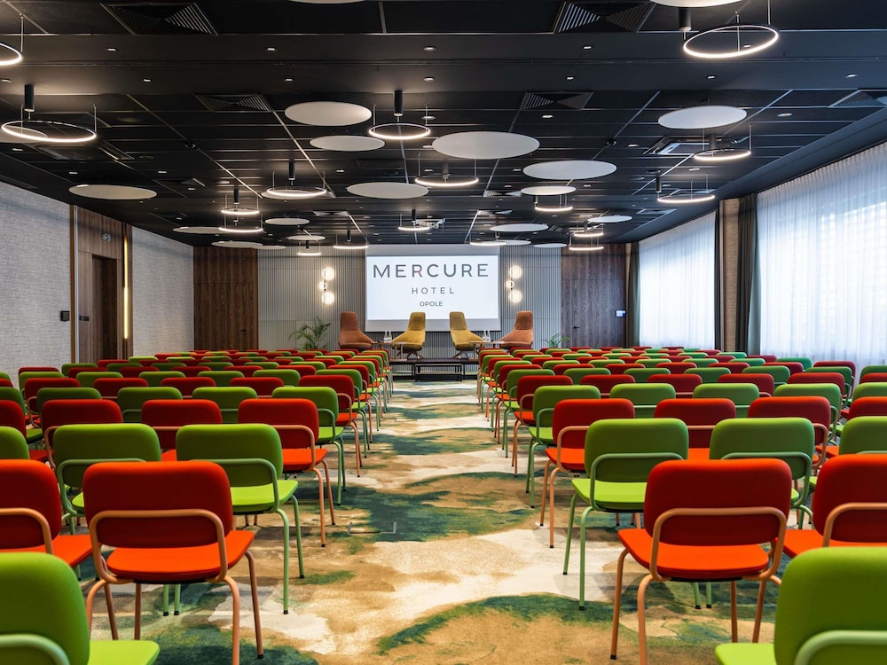 MERCURE OPOLE 47/55