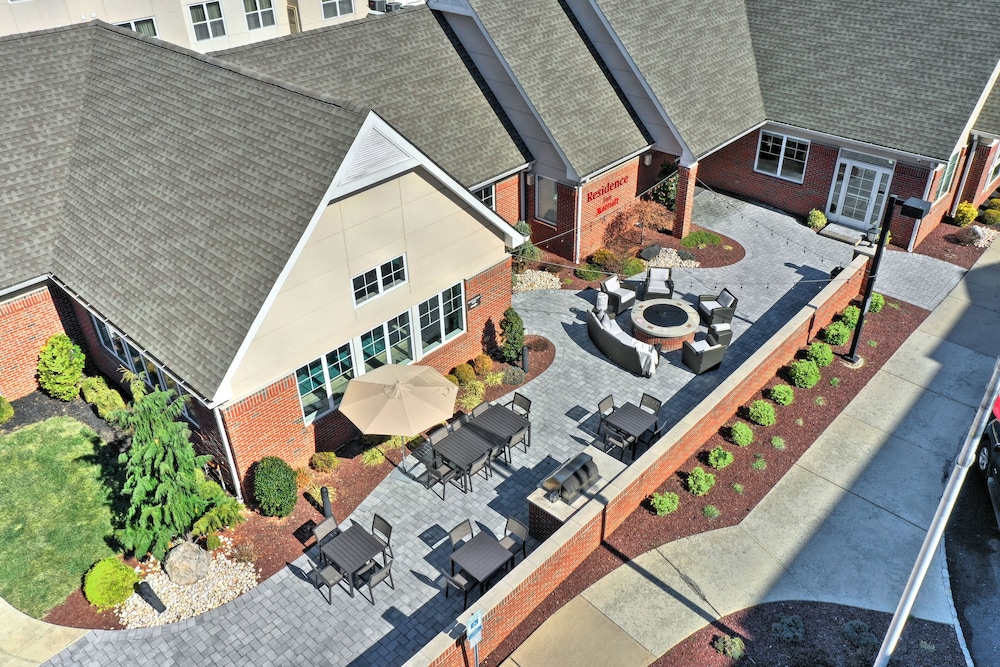 Residence Inn Woodbridge Edison/Raritan Center 35/48