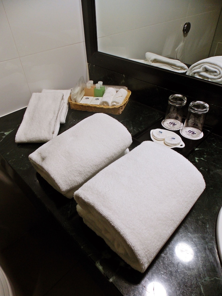 Harbour View Hotel 30/56