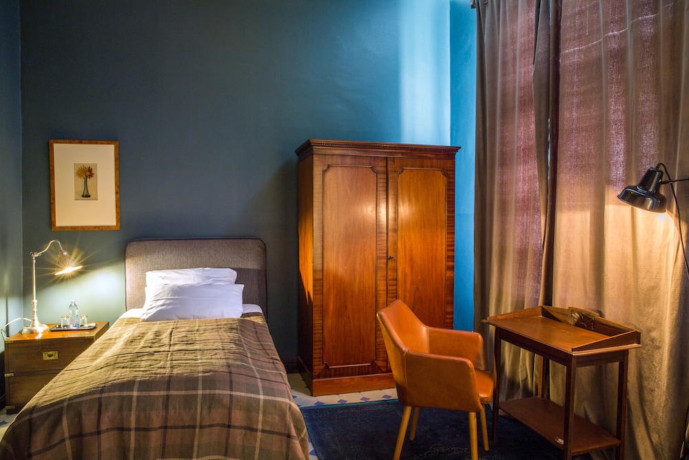 Hotel Art Nouveau 16/65