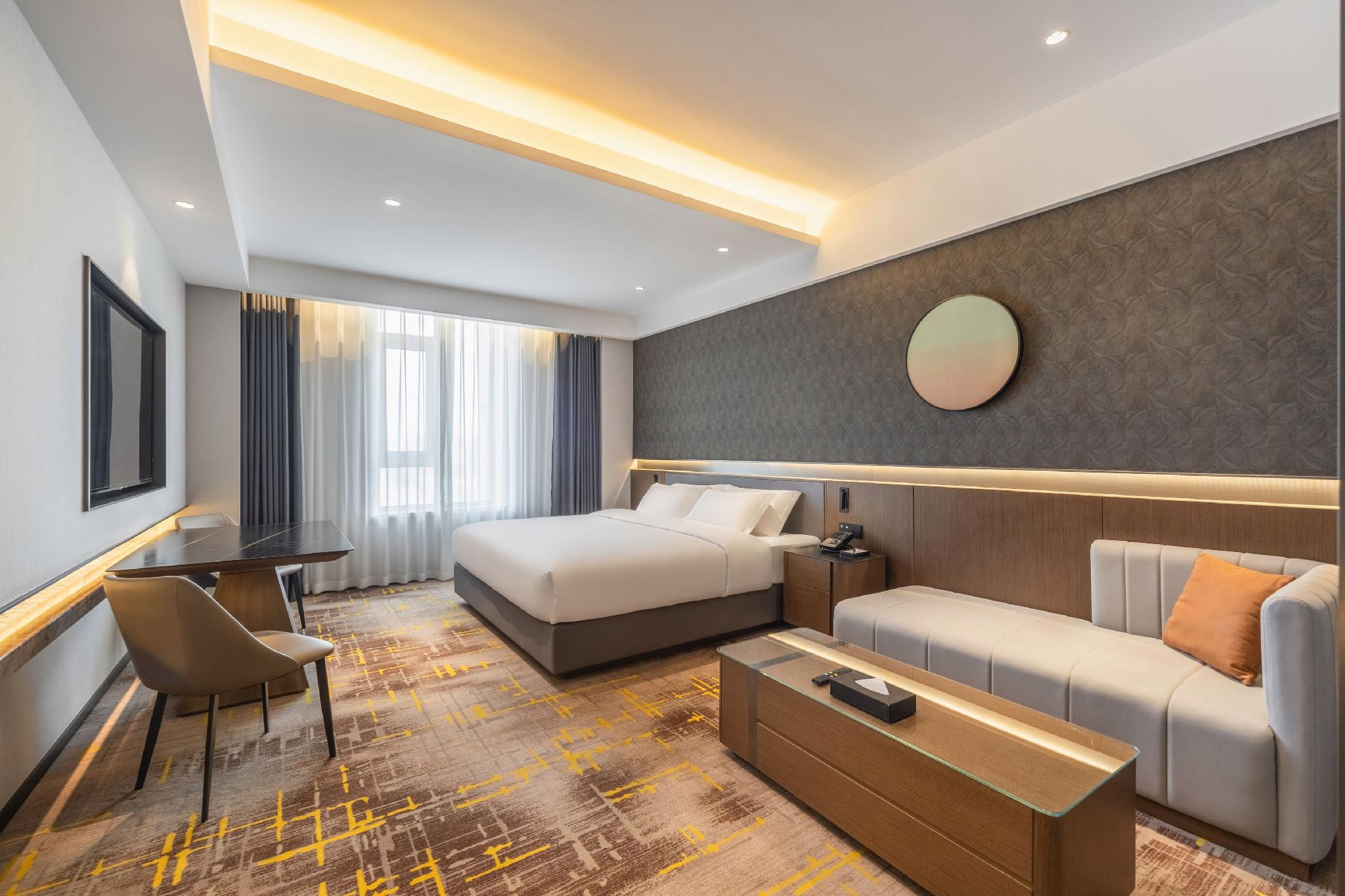 Shenyang Sanlong Spring Hotel 8/26